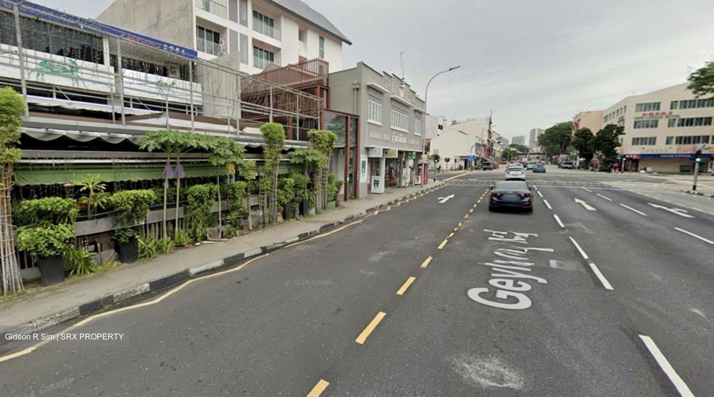 Geylang Road (D14), Shop House #584823381
